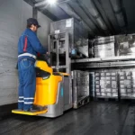 Jungheinrich Rucni Baterijski Erd220 Vilicar U Radu Istovar 1020x680